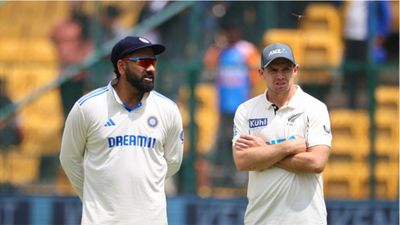 New Zealand captain Tom Latham reveals he was about to make same mistake as Rohit Sharma but Indian captain saved him Rohit Sharma and Tom Latham in frame