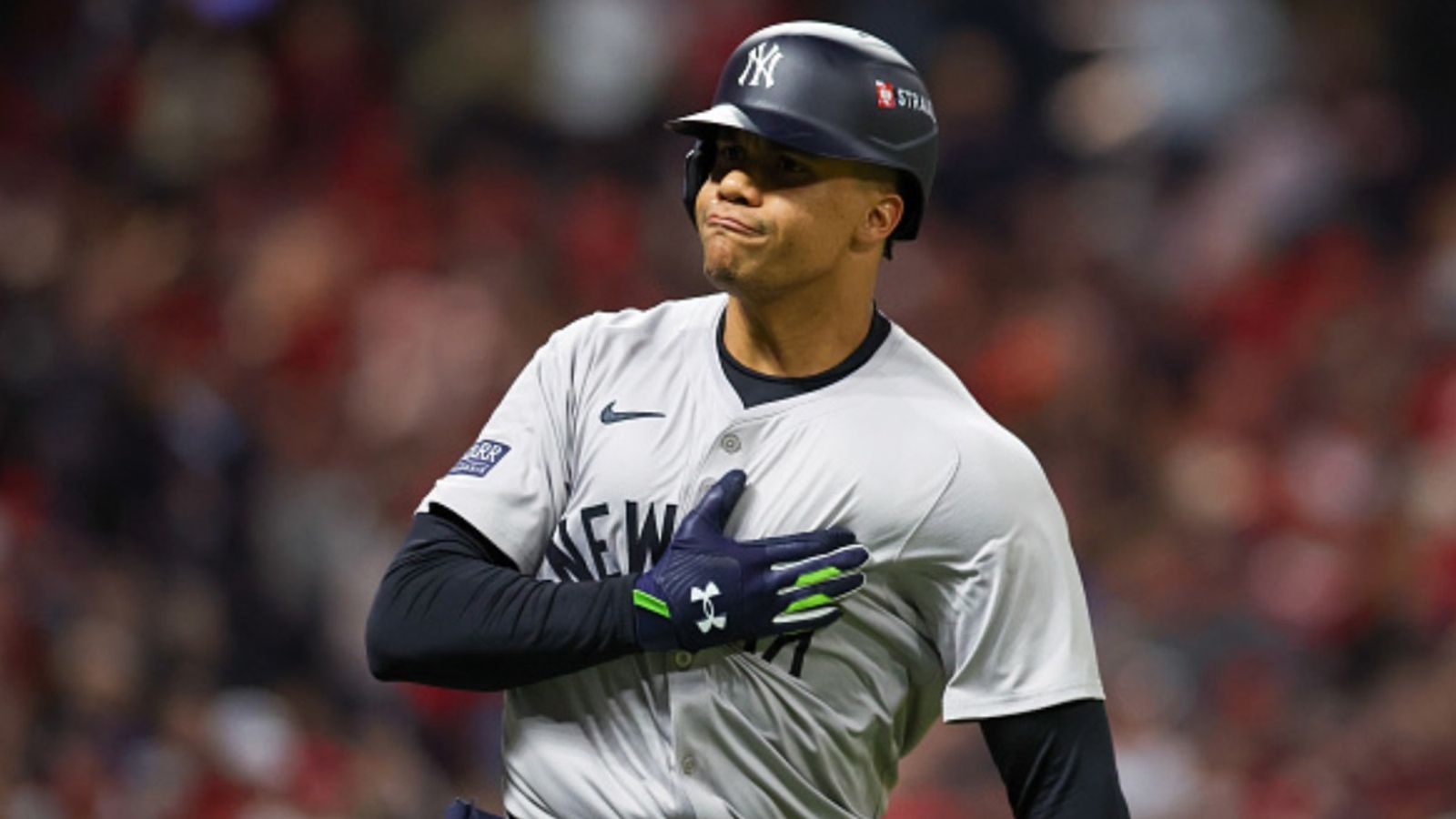 Juan Soto's emotional reunion with his family after catapulting New York Yankees to World Series berth Juan Soto's emotional reunion with his family after catapulting New York Yankees to World Series berth