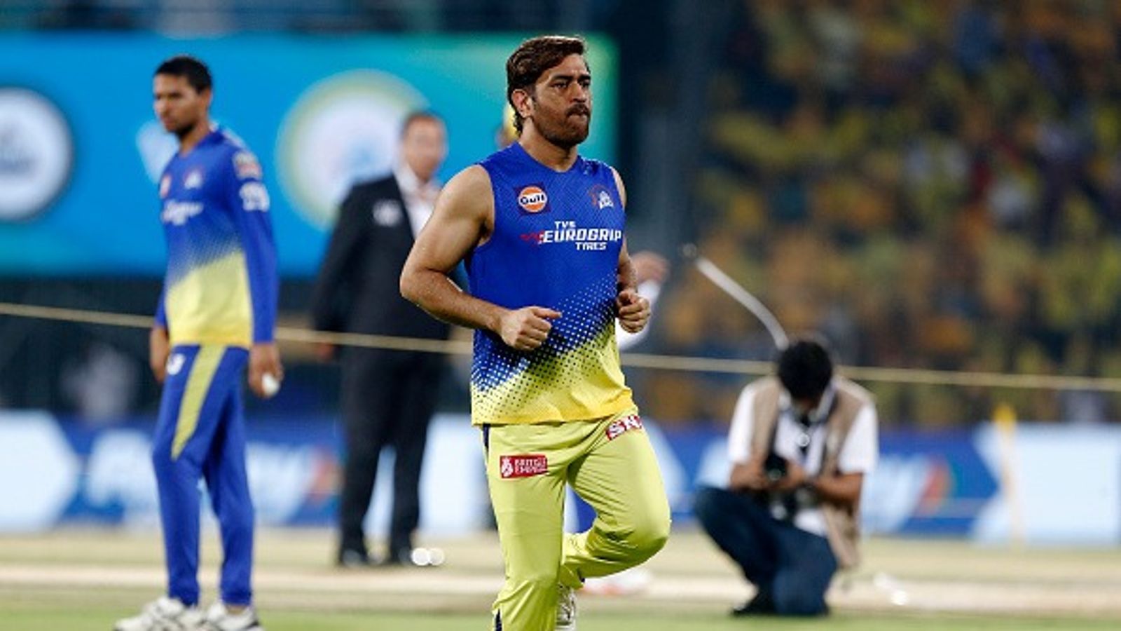 MS Dhoni to meet Chennai Super Kings officials ahead of IPL mega auction: Check details MS Dhoni