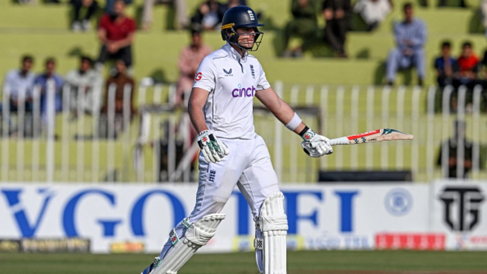 Here's why Jamie Smith's score changed from 91 to 89 after 30 minutes of his dismissal - EXPLAINED Jamie Smith in frame