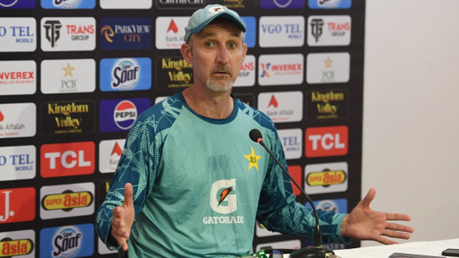 'There's always frustrations from time to time': Jason Gillespie drops bombshell about Pakistan Cricket amidst PAK vs ENG 3rd Test Pakistan Test team's head coach Jason Gillespie in this frame.