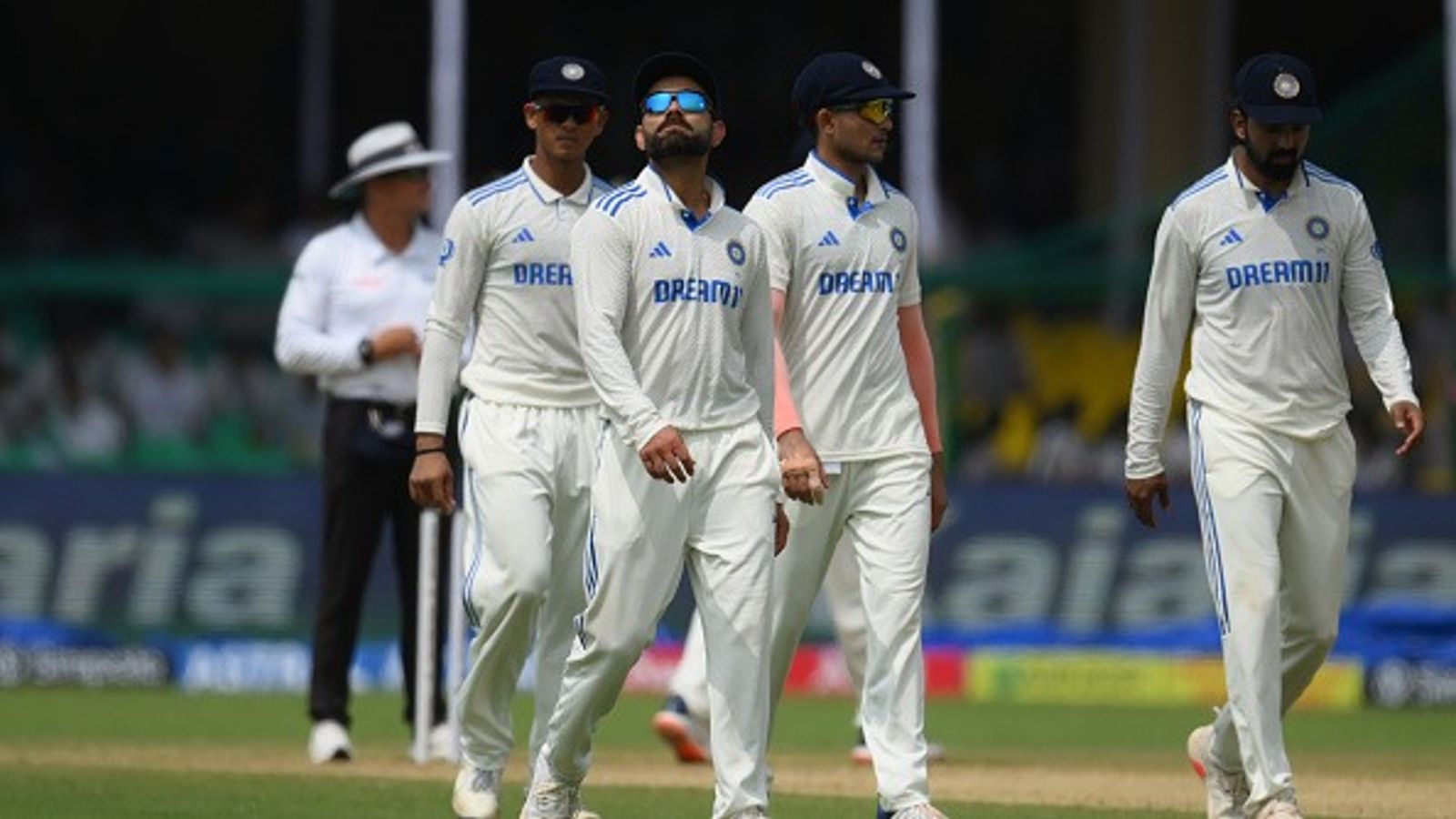 'Kagaz ke sher, aur ghar mein dher': Ex-Pakistan star takes brutal dig at India after Test series loss against New Zealand Virat Kohli with KL Rahul, Shubman Gill, Yashavi Jaiswal