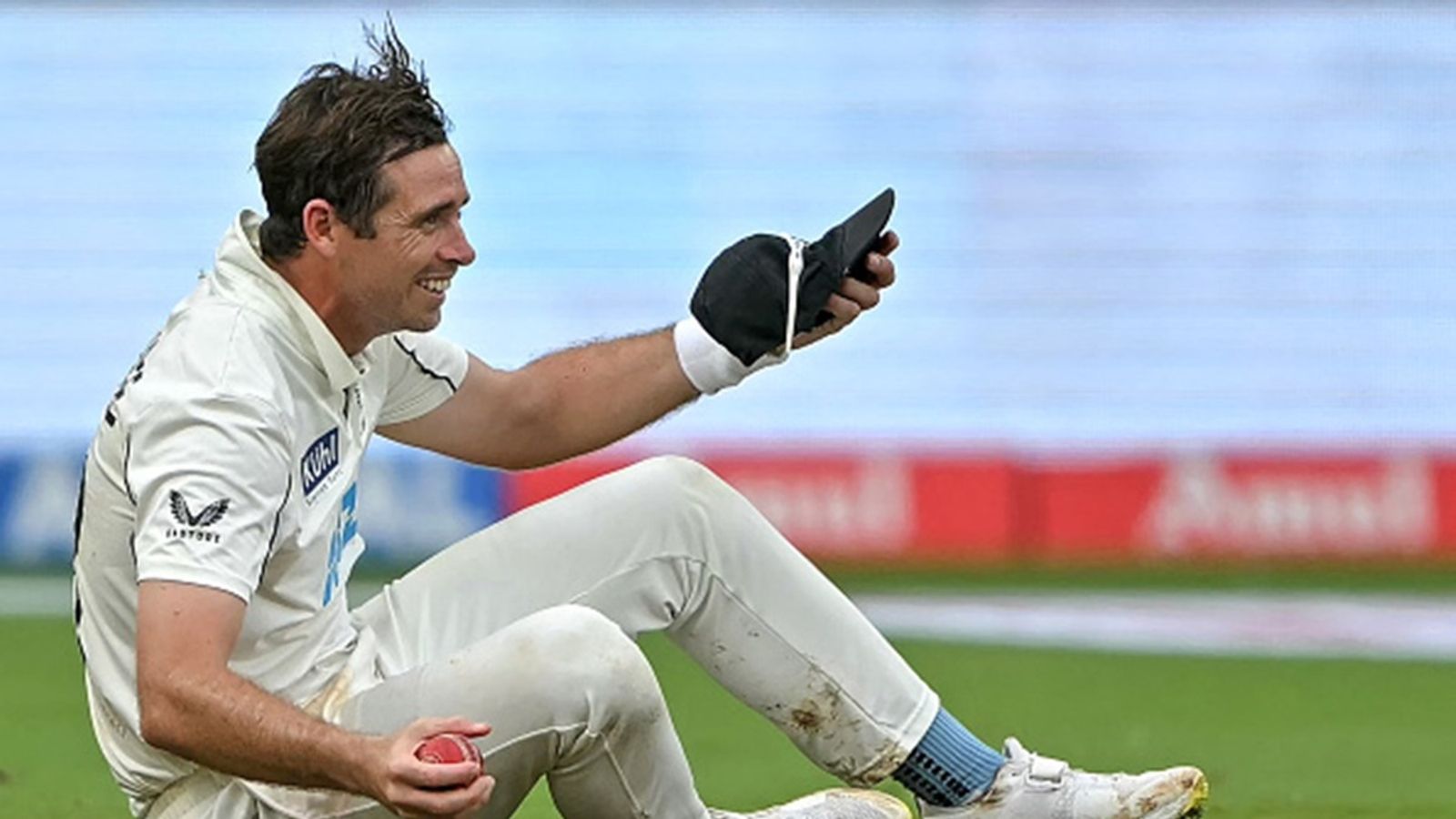 '12 years, 18 series. It's nice to be that side...': Tim Southee sends message to teams touring India after historic series win New Zealand's Tim Southee takes a catch to dismiss India's Mohammed Siraj during the fourth day of the first Test at the M. Chinnaswamy Stadium in Bengaluru