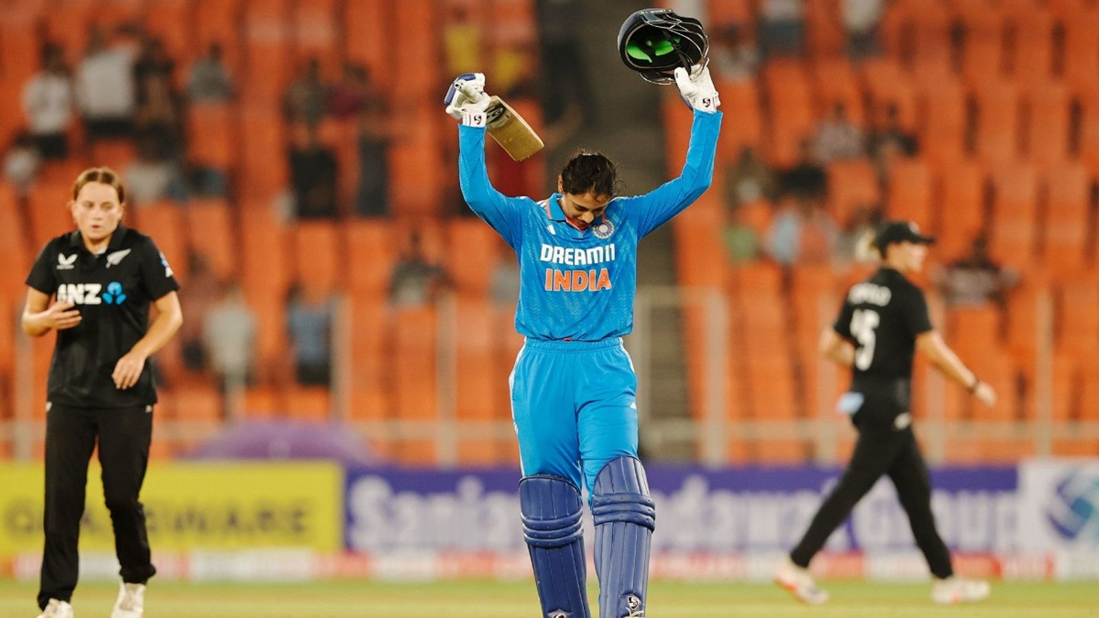 'That thought doesn't let me sleep well': Smriti Mandhana opens up on getting out early after regaining form with record-breaking century Smriti Mandhana celebrates her eighth ODI century