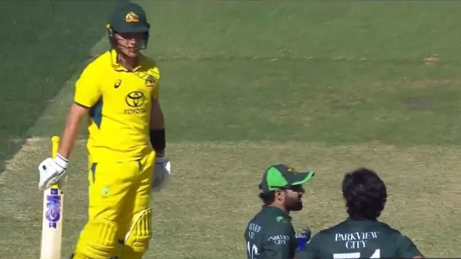 Mohammad Rizwan waste review on Adam Zampa's suggestion, Australian spinner trolls Pakistan captain for 'appealing on everything' Mohammad Rizwan waste review on Adam Zampa's suggestion, Australian spinner trolls Pakistan captain for 'appealing on everything'