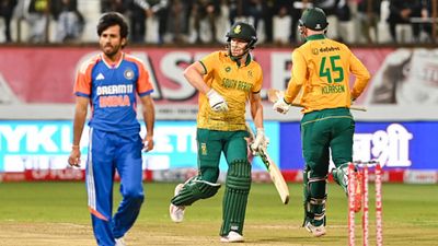 'David Miller wasn't picking a thing at all': Mark Boucher blames middle overs struggle for big loss to T20 World Cup champions David Miller, Ravi Bishnoi