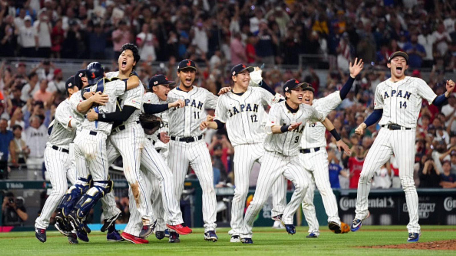 Lost his Father in 2011 earthquake, 23 year old Star Japanese pitcher all set to move MLB, will follow footsteps of Dodgers fame Shohei Ohtani 2023 World Baseball Classic Championship game at loanDepot Park in the frame