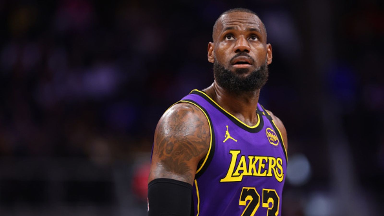 LeBron James leads Lakers to victory with 114th career triple-double against slumping 76ers LeBron James leads Lakers to victory with 114th career triple-double against slumping 76ers