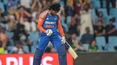 'Tilak Varma came to my room and...': Suryakumar Yadav's big revelation on MI teammate after India beat South Africa in 3rd T20I Tilak Varma