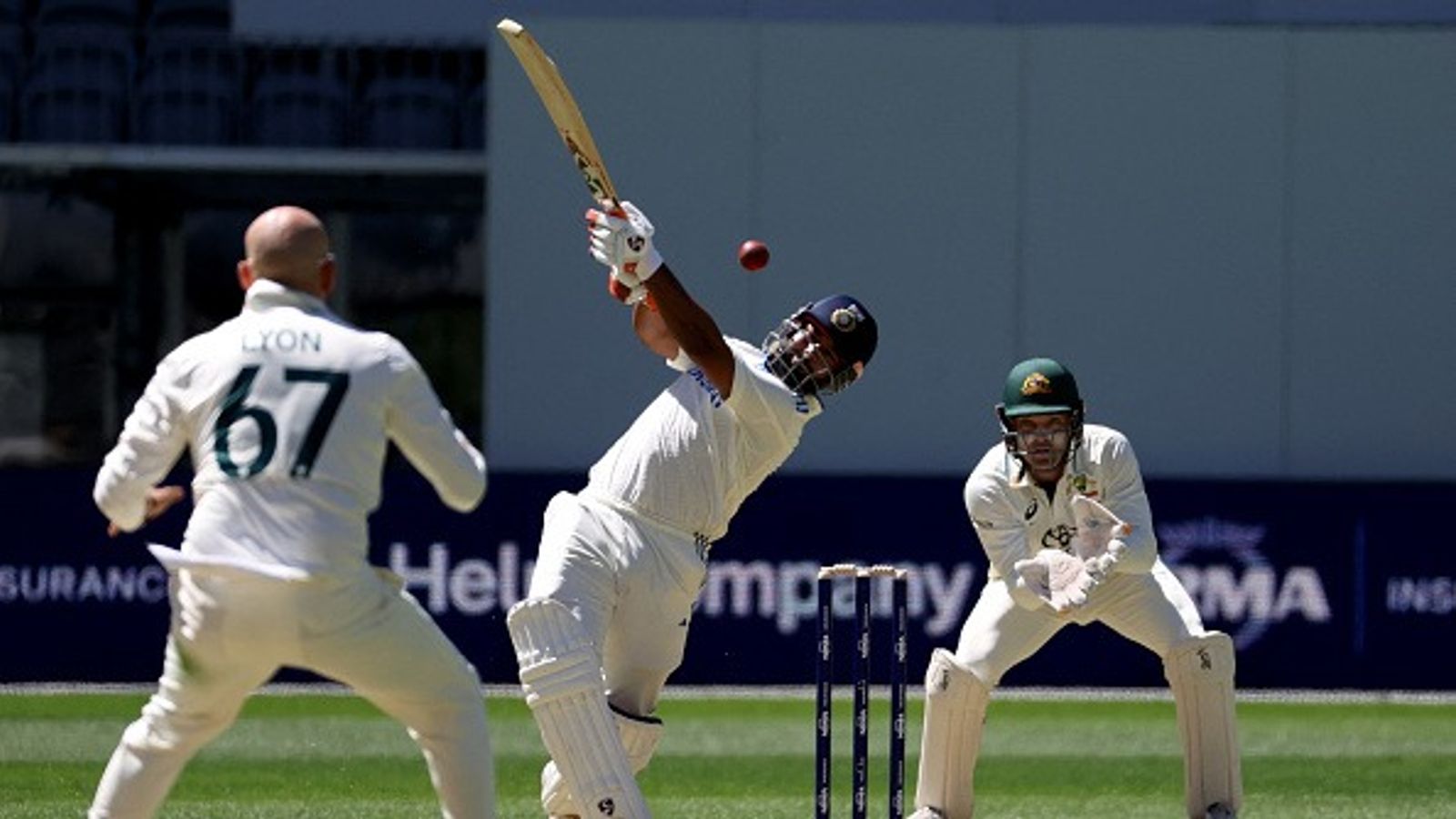 WATCH: Nathan Lyon discusses IPL 2025 Auction with Rishabh Pant during Perth Test WATCH: Nathan Lyon discusses IPL 2025 Auction with Rishabh Pant during Perth Test