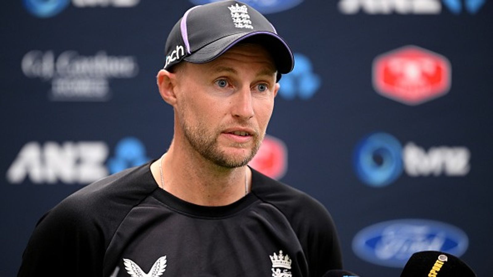Joe Root's strong reply to Darren Lehmann on 'Virat Kohli-Kane Williamson-Rohit Sharma' comparison, says 'his job is to...' England's batting maestro Joe Root in this frame