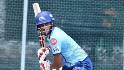 Unsold at IPL 2025 mega auction, former Gujarat Titans wicketkeeper smashes second-fastest hundred in T20 history, breaks Rishabh Pant's SMAT record Urvil Patel