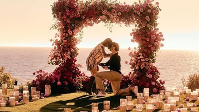 Buffalo Bills star Josh Allen surprise fans with engagement pics, proposes actress Hailee Steinfeld on one knee at a grassy ridge Josh Allen and Hailee Steinfeld in the frame
