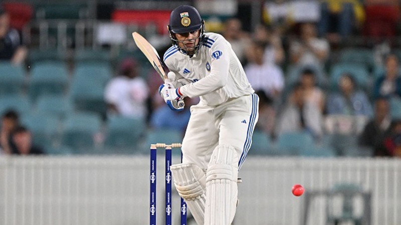 WATCH: Gill abuses himself missing boundary? Stumpmic audio goes viral after Nathan Lyon stops Shubman's four in Adelaide Test WATCH: Gill abuses himself missing boundary? Stumpmic audio goes viral after Nathan Lyon stops Shubman's four in Adelaide Test