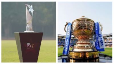 PSL feeding on IPL's leftover? Unsold players in IPL 2025 mega auction including big stars in PSL franchises' radar PSL (L) and IPL trophies in frame