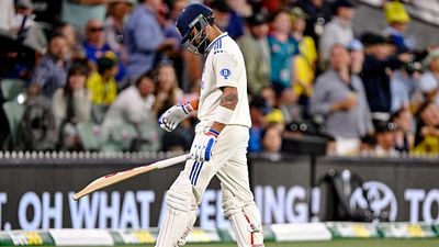 'Virat Kohli ki kamzori log pakad kar rakkhe hue hain': Mohammad Kaif wants India to attack this Australia star in IND vs AUS Gabba Test India's batting maestro Virat Kohli in frame