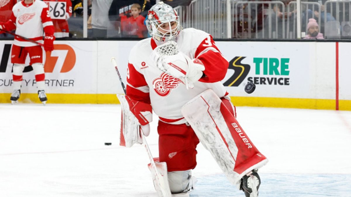 36 years 752 players: Sebastian Cossa becomes second ECHL player to make NHL debut this season Sebastian Cossa in the frame