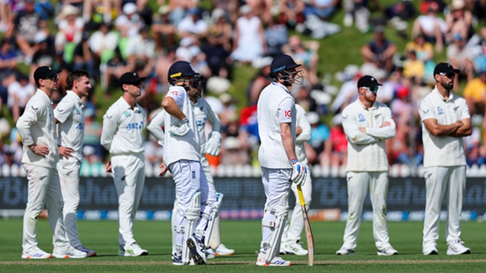 ICC Test Rankings: Joe Root's dominance as no.1 Test batter ends; Travis Head storms into top 5 after Adelaide onslaught, Rishabh Pant slips 3 places Joe Root and Harry Brook of England watch a decision on the big screen during day two of the Second Test match in the series between New Zealand and England at Basin Reserve on December 07, 2024 in Wellington.