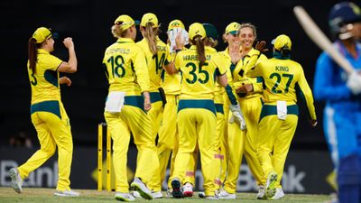 IND-W vs AUS-W: Arundhati Reddy's record 4-fer and Smriti Mandhana's century in vain as Australia win 3rd ODI by 83 runs to clean sweep India 3-0 Australia women cricket team in frame