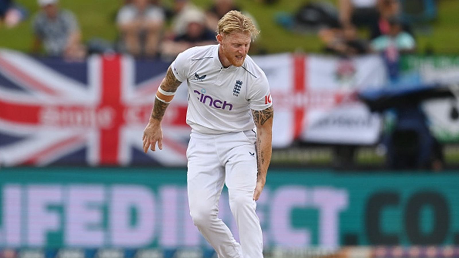 'I worked my a**e off... very emotional about the whole thing': Ben Stokes' unfiltered reaction to another hamstring injury Ben Stokes of England grabs his leg after bowling a ball during day three of the Third Test Match in the series between New Zealand and England at Seddon Park on December 16, 2024 in Hamilton.