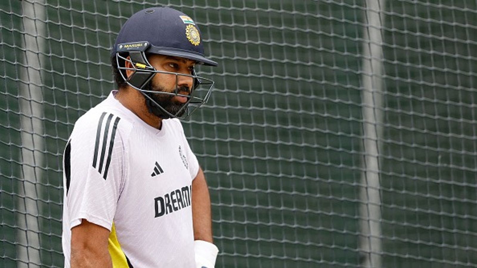 'Your duty is still to be fit and to try and make a contribution...': Rohit Sharma's ex-MI teammate backs Cullinan's fiery 'overweight' dig at India captain 'Your duty is still to be fit and to try and make a contribution...': Rohit Sharma's ex-MI teammate backs Cullinan's fiery 'overweight' dig at India captain