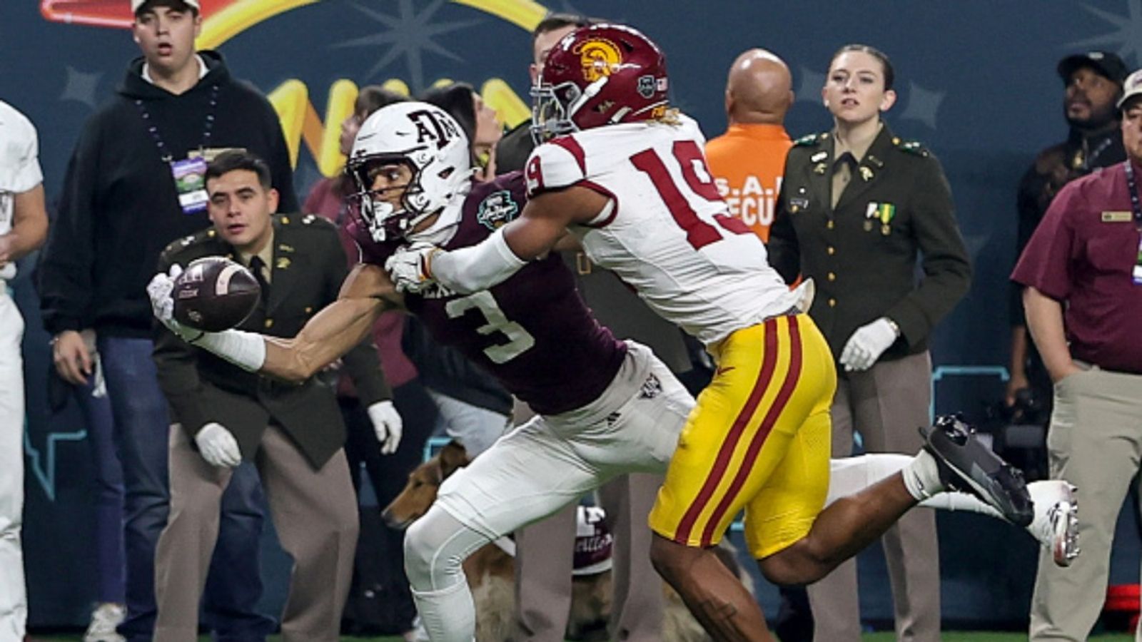 College Playoff Bracket : know Playoff Schedule, rankings and more College Football in the frame