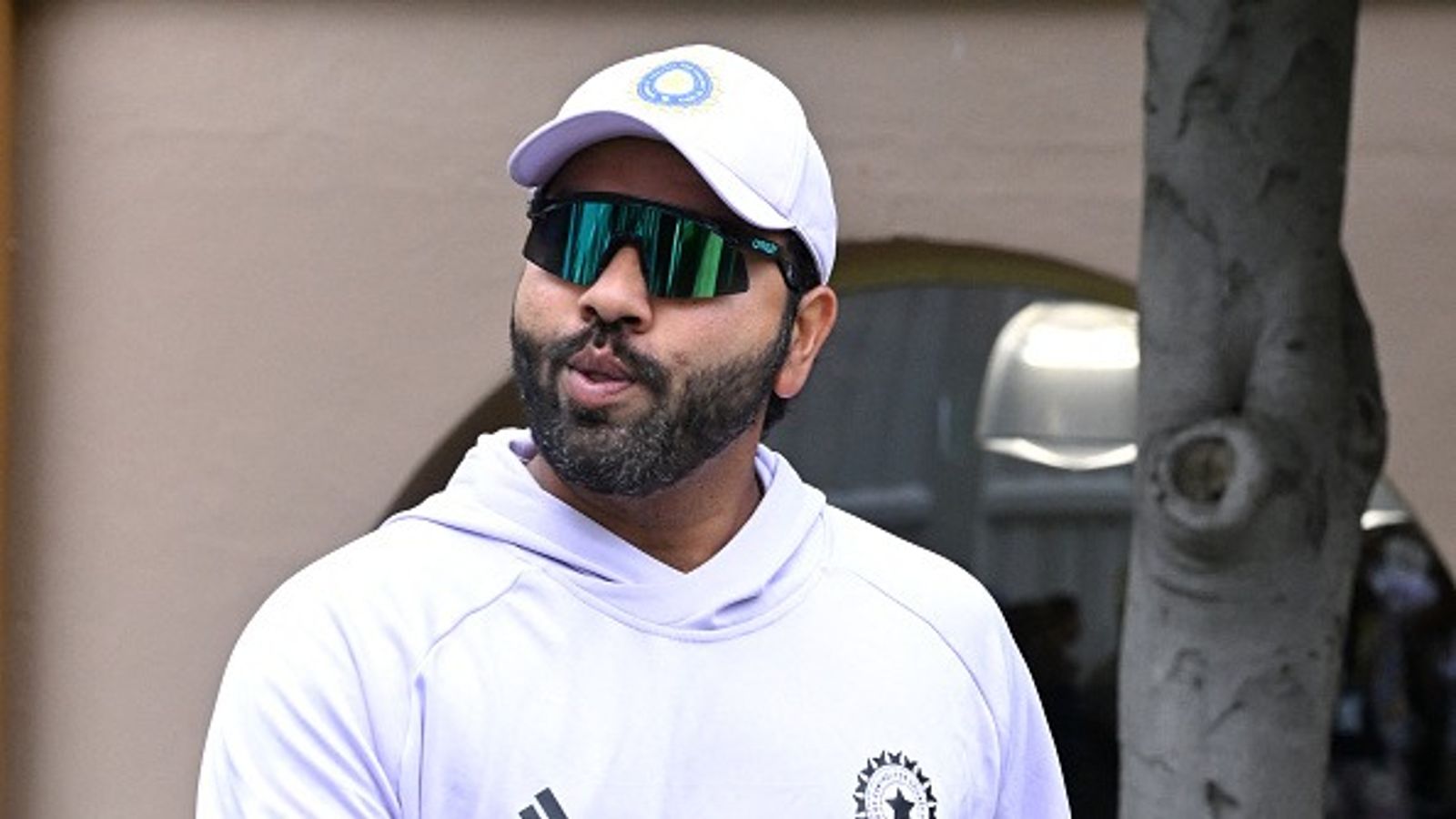 'You feel that you can't pull the weight...':1983 World Cup winning star's massive verdict on Rohit Sharma's decision of 'opting out' from Sydney Test 'You feel that you can't pull the weight...':1983 World Cup winning star's massive verdict on Rohit Sharma's decision of 'opting out' from Sydney Test