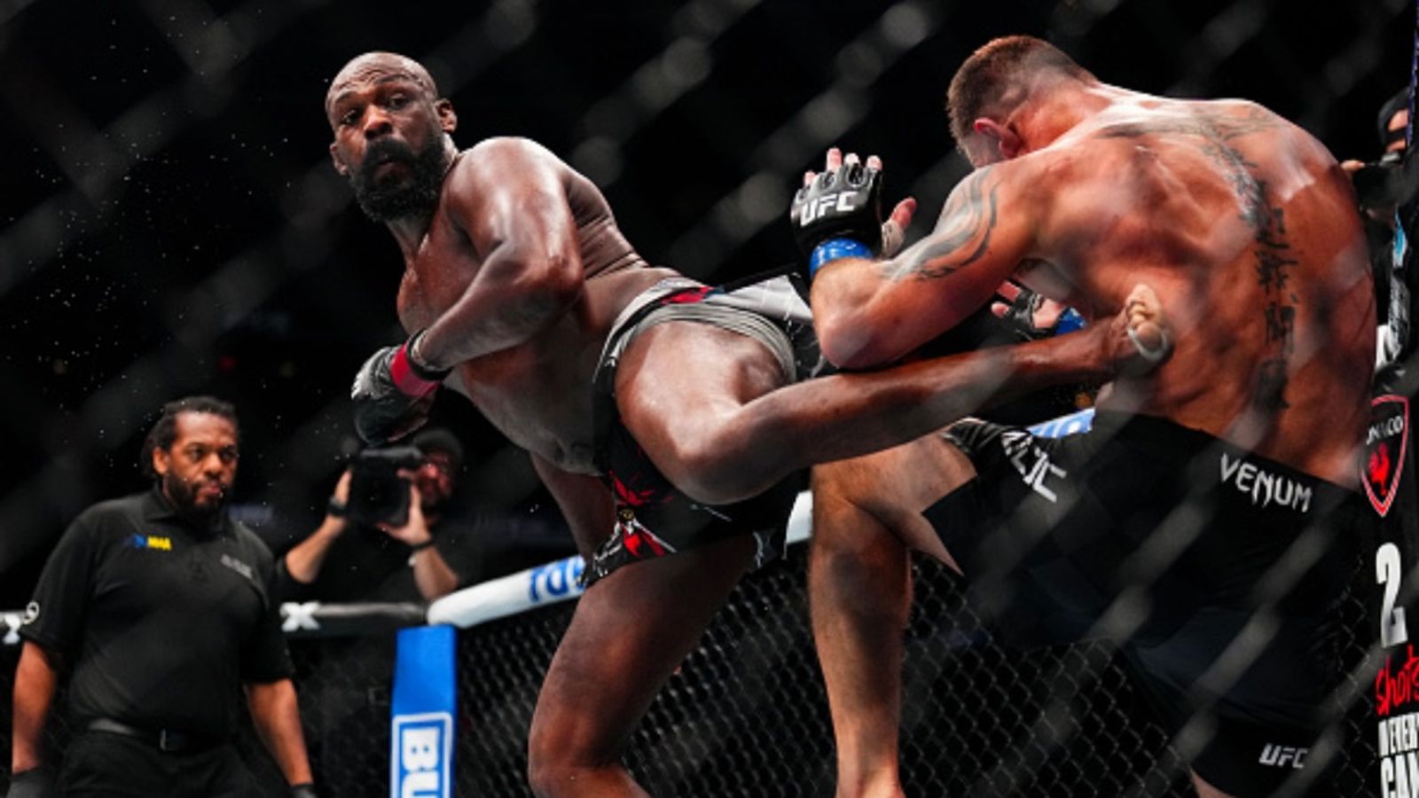 UFC veteran who once defeated Jon Jones shares heartwarming update, leaving fans emotional Jon Jones in the frame