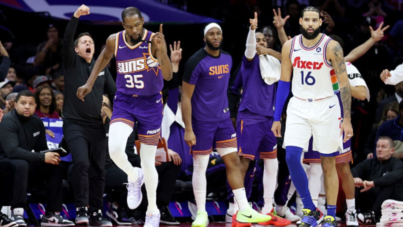 Kevin Durant's Suns teammate linked to shocking trade after loss to Hornets Kevin Durant in the frame