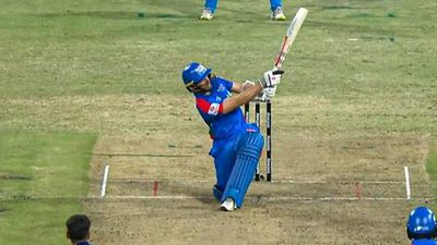 Unsold in IPL mega auction, Kane Williamson smashes unbeaten half-century on SA20 league debut after opting to skip ODI series vs Sri Lanka Kane Williamson