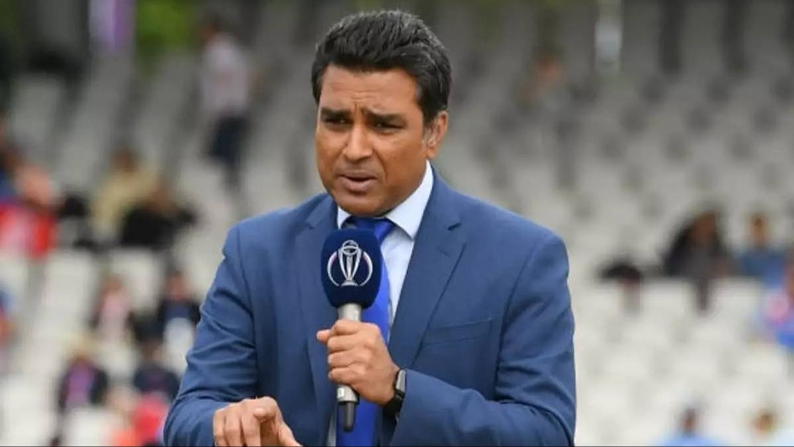 'Selectors hope player leaves on his own so they don't look like villains who...': Sanjay Manjrekar slams icon culture for dragging down team 'Selectors hope player leaves on his own so they don't look like villains who...': Sanjay Manjrekar slams icon culture for dragging down team