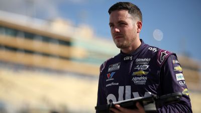 Hendrick Motorsports faces backlash for Ignoring Alex Bowman in Chili Bowl Nationals promotion SportsTak