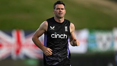 After going unsold in IPL 2025 mega auction, Legendary James Anderson signs new deal with this big team James Anderson in frame