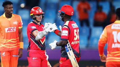 ILT20: Punjab Kings pacer and Mohammmad Amir restrict Gulf Giants to 119 despite England opener's 76, then CSK batter finishes run chase with 18-ball 40 Sam Curran and Sherfane Rutherford