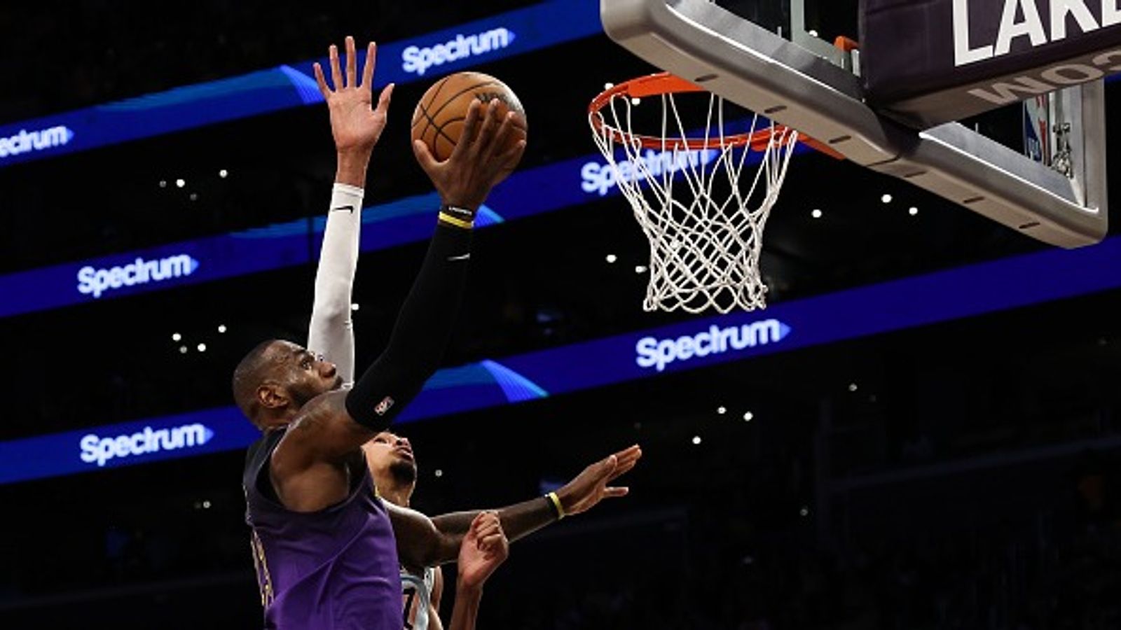 Lakers' LeBron James Shares Million-Dollar Advise on Travis Kelce's Podcast for Young Athletes Struggling to Find Footing On the Sport, 'Don’t be an...' Lakers' LeBron James Shares Million-Dollar Advise on Travis Kelce's Podcast for Young Athletes Struggling to Find Footing On the Sport, 'Don’t be an...'