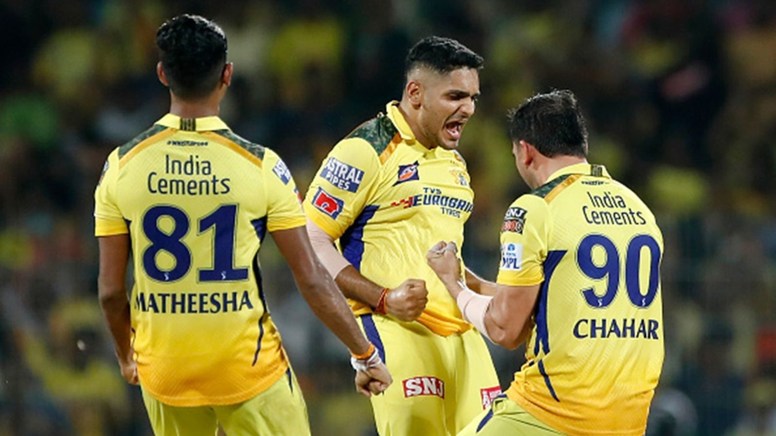 After Jasprit Bumrah, another Indian pacer slams reports of injury terming them as 'FAKE NEWS', says 'very cheap move' Tushar Deshpande of Chennai Super Kings celebrates with teammates after taking the wicket of Rashid Khan of Gujarat Titans during the IPL Qualifier match between Gujarat Titans and Chennai Super Kings at MA Chidambaram Stadium on May 23.