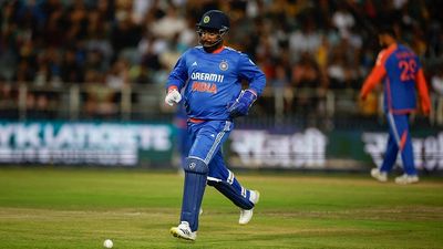 'Doesn’t mean you turn up only when you feel like..': KCA president beaks silence on Sanju Samson's snub from Vijay Hazare and Champions Trophy squad Sanju Samson in frame