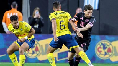 Lionel Messi scores as Inter Miami triumphs over Club America in preseason opener SportsTak