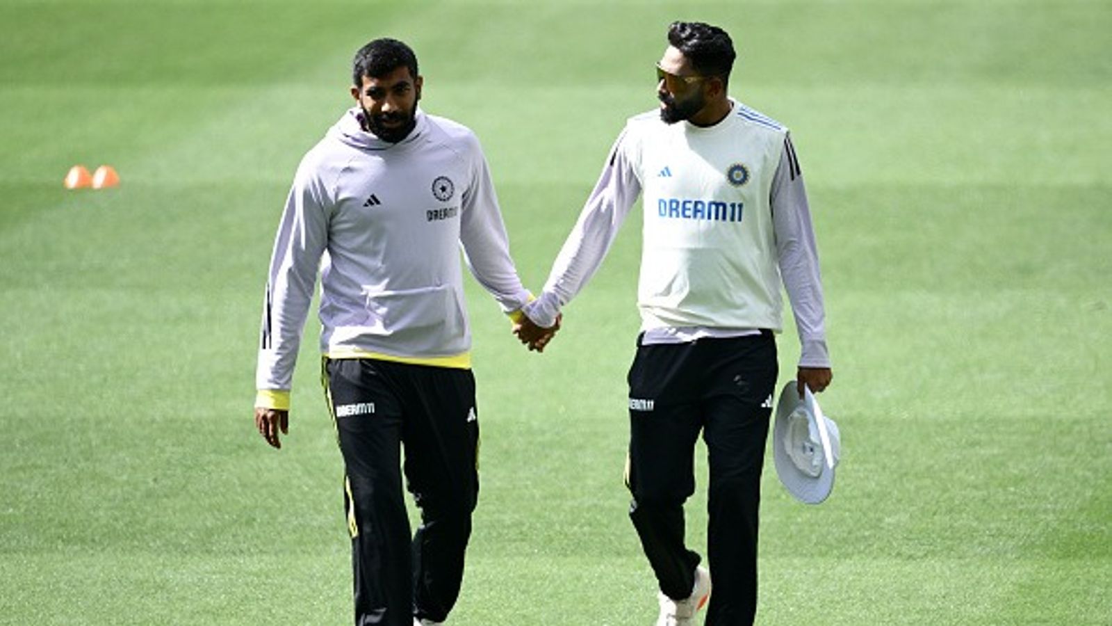 WATCH: After Rohit Sharma and Virat Kohli another India star gears up for next round of Ranji Trophy matches Jasprit Bumrah along with Mohammed Siraj