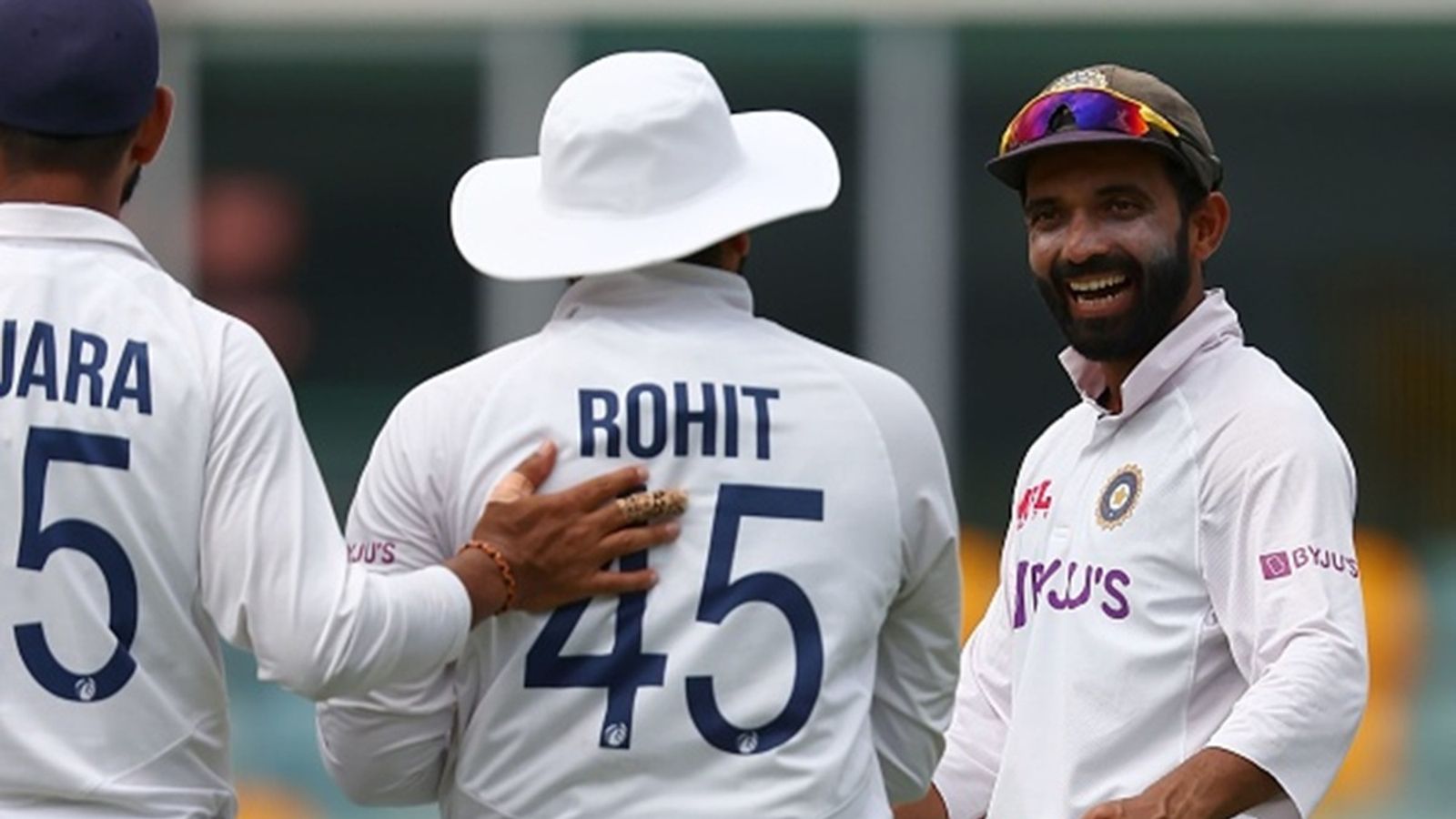 'No one has to tell him what he needs to do': Ajinkya Rahane defends captain Rohit Sharma ahead of his Ranji return after 9 years Ajinkya Rahane and Rohit Sharma celebrate a catch.