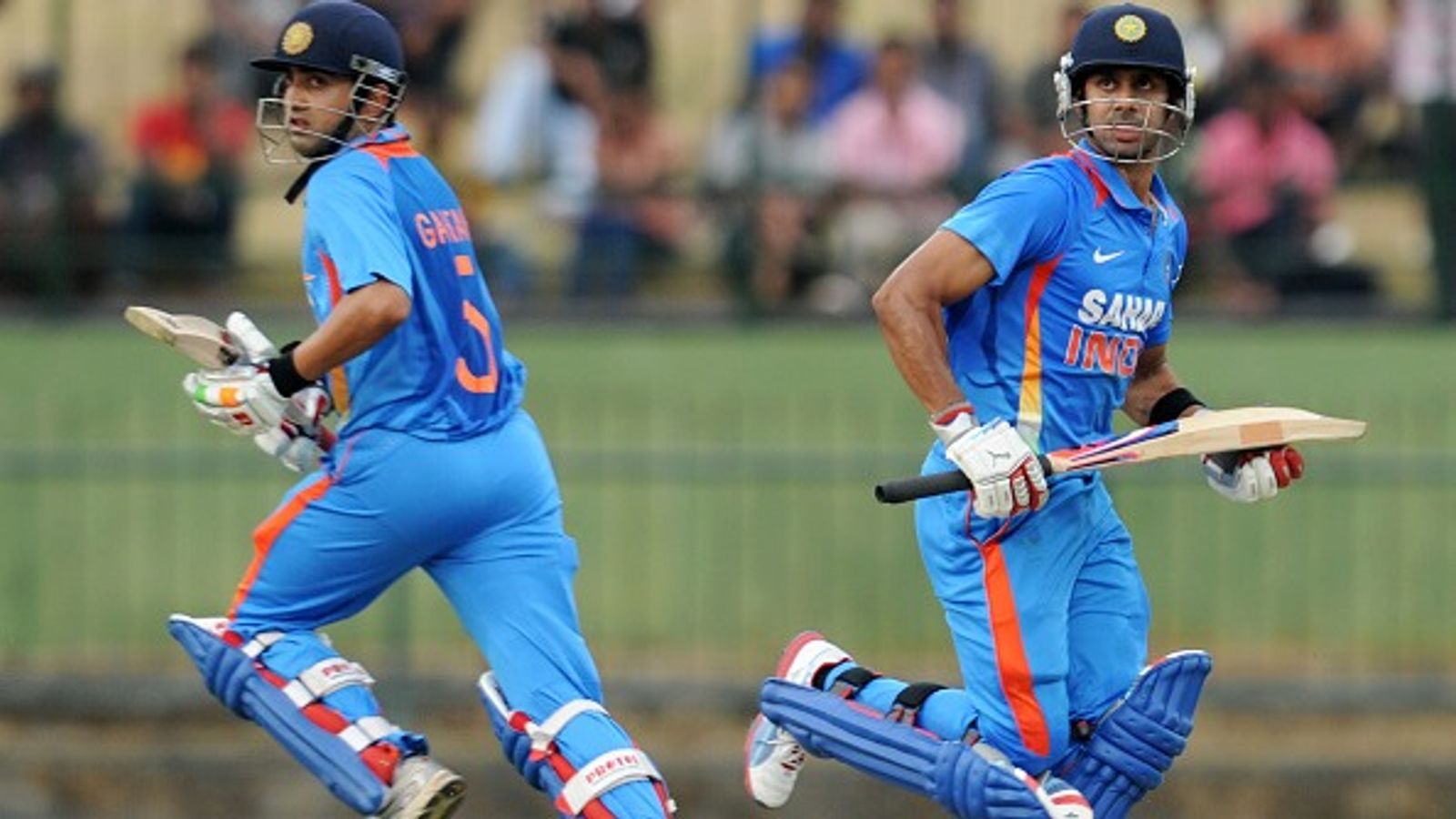 'Barged in...giving me a threat..': Manoj Tiwary makes shocking remark on his fight with former KKR captain Gautam Gambhir Manoj Tiwary and Gautam Gambhir in frame