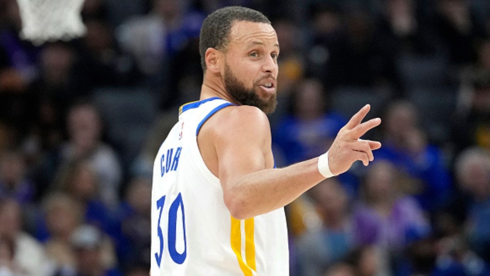 Stephen Curry makes NBA history with career milestones against Chicago Bulls Stephen Curry in the frame