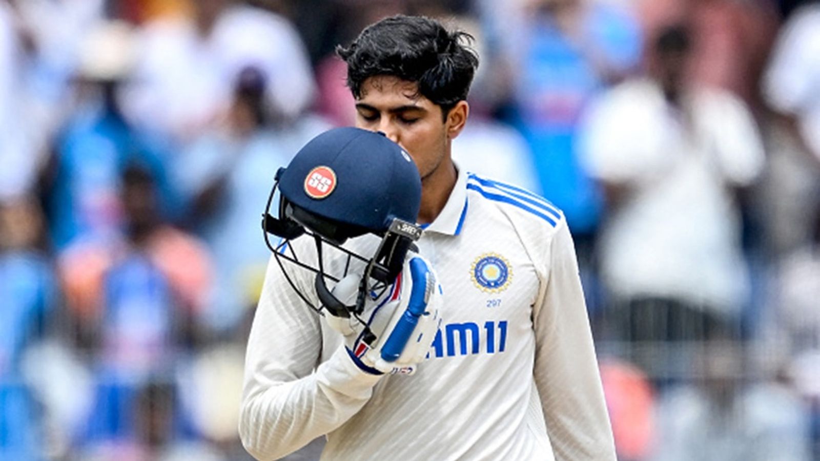 Shubman Gill hits 14th first-class century, stands tall amidst another Punjab collapse against Karnataka on Ranji return India's Shubman Gill celebrates after scoring a century.