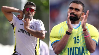 Ravichandran Ashwin conferred with Padma Shree award, PR Sreejesh honoured with Padma Bhushan; Here's full list of Padma recipients in sports India's hockey legend PR Sreejesh (R) and legendary spinner R Ashwin in frame