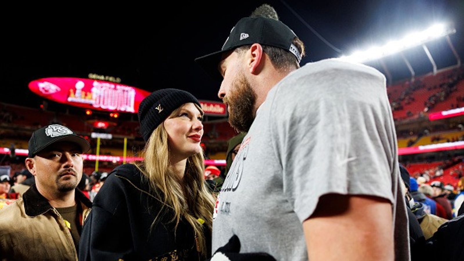 Raw Footage of Taylor Swift and Travis Kelce Emerges From The Chiefs vs Bills Game Showcasing the Power Couple Trade 'I Love Yous' Raw Footage of Taylor Swift and Travis Kelce Emerges From The Chiefs vs Bills Game Showcasing the Power Couple Trade 'I Love Yous'