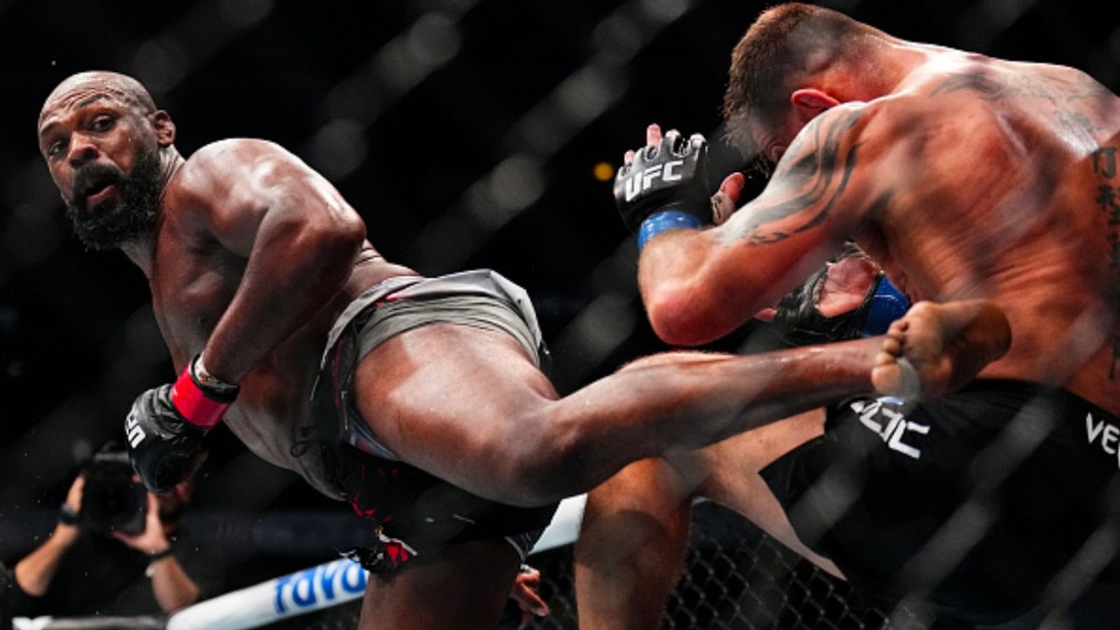 "We would just fight everywhere," Jon Jones' former opponent reminisces about his rivalry with Bones Jon Jones in the frame (via Getty)