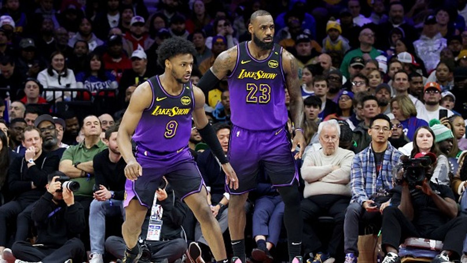 Bronny James Struggling to Follow the Footsteps of Father LeBron James; Makes Unwanted NBA Record Playing for the Lakers Bronny James Struggling to Follow the Footsteps of Father LeBron James; Makes Unwanted NBA Record Playing for the Lakers