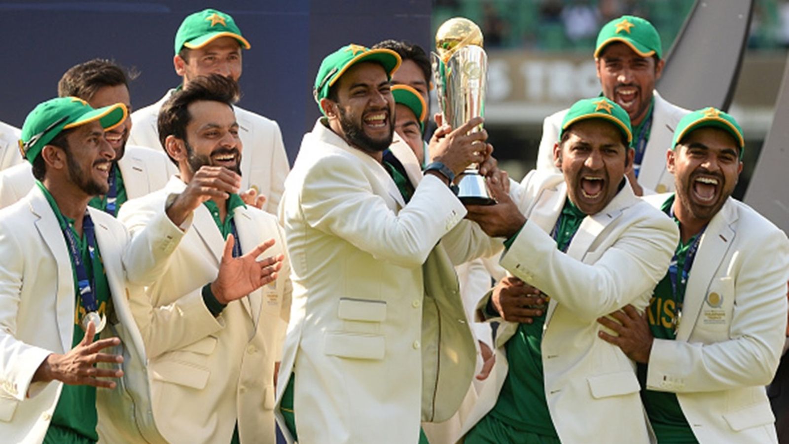 Why ICC Champions Trophy did not take place in 2021 after Pakistan won the title? Here's all you need to know Sarfaraz Ahmed of Pakistan and his players with the trophy after winning the ICC Champions Trophy final between India and Pakistan on June 18, 2017 in London, England.