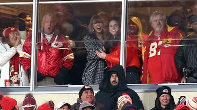 Caitlin Clark Opens Up About Special Bond with Taylor Swift, Makes Heartfelt Request Only the Singer Can Grant, 'I wish she was still...' Taylor Swift and Caitlin Clark in a frame.