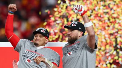 Patrick Mahomes sends his star tight end Travis Kelce a message ahead of Super Bowl 59 matchup against Eagles Patrick Mahomes and Travis Kelce in the frame